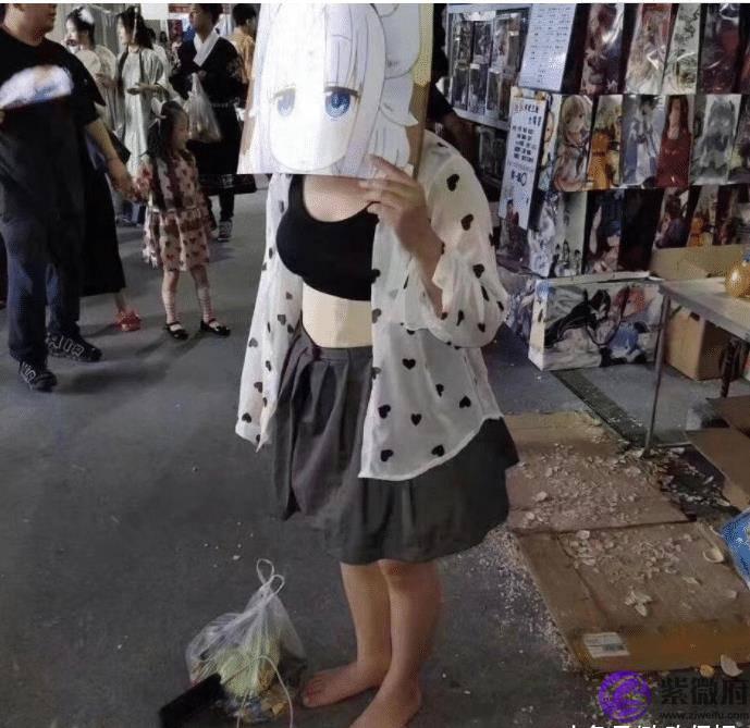 是58岁大妈还是90后小女生？乔碧萝首次公开档案，出生日期曝光