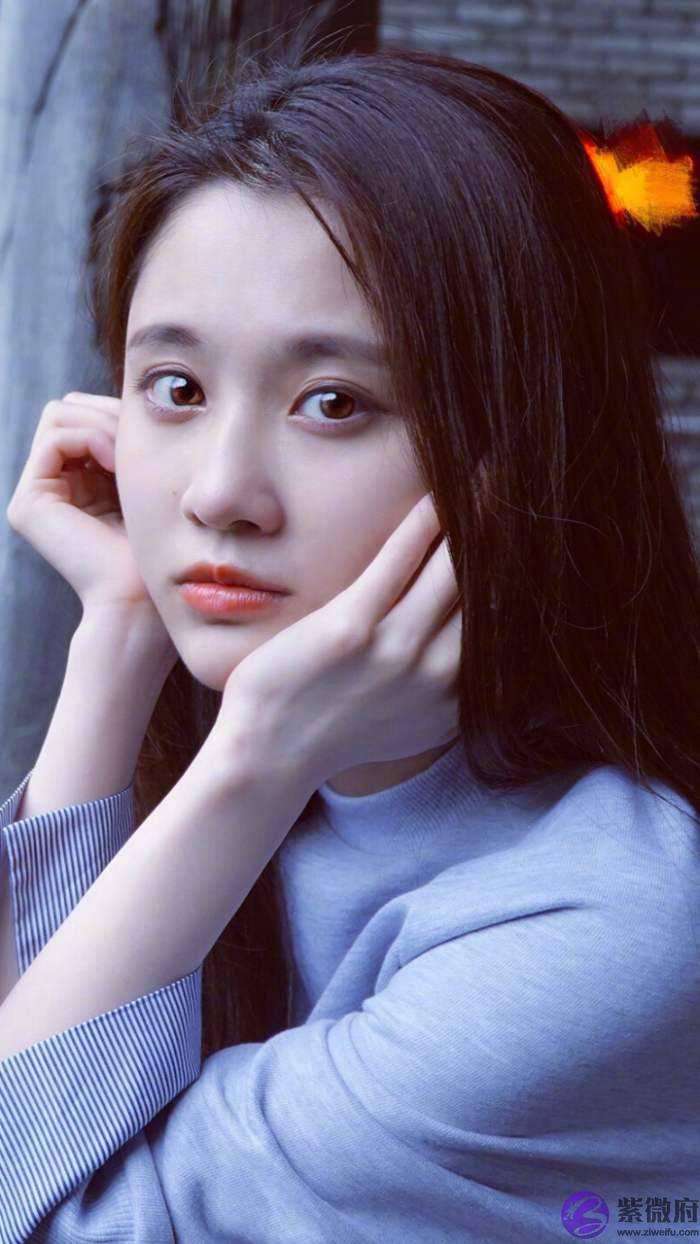 细数娱乐圈1993年出生的女星，文梦洋孙怡上榜，你还知道谁？