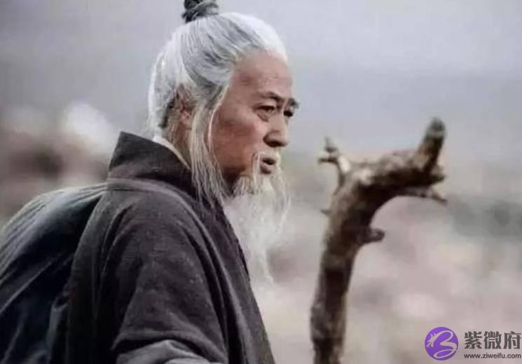 袁天罡给3人相面,预言他们必当大官,3人走后袁天罡却直叹:可惜