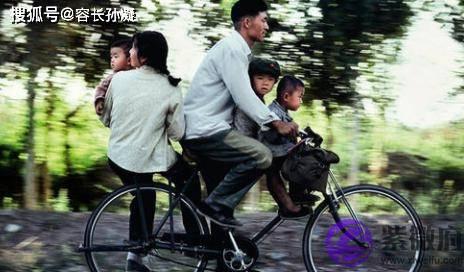 当父母老去,兄弟姐妹常联系,亲情才有依靠