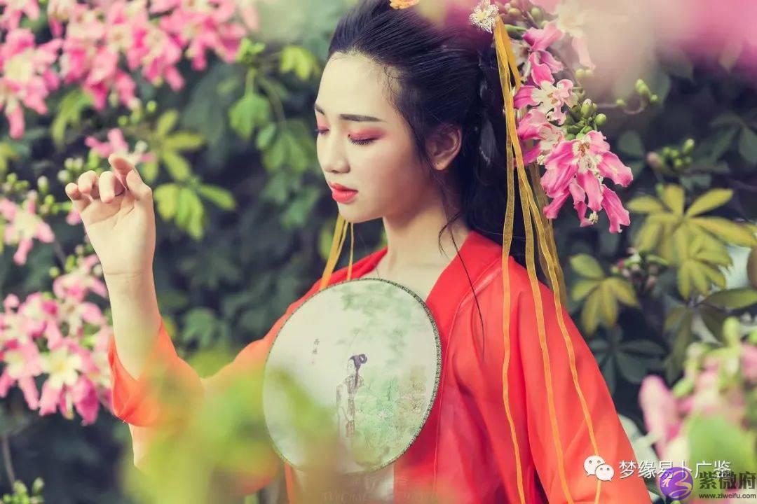 生辰小知识：具有很多刑冲的人，一生往往都会有很多变动！在各个方面！