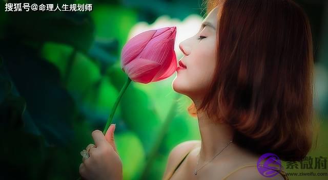 婚姻生辰看婚姻，桃花冲了婚姻宫，就一定有婚姻吗？
