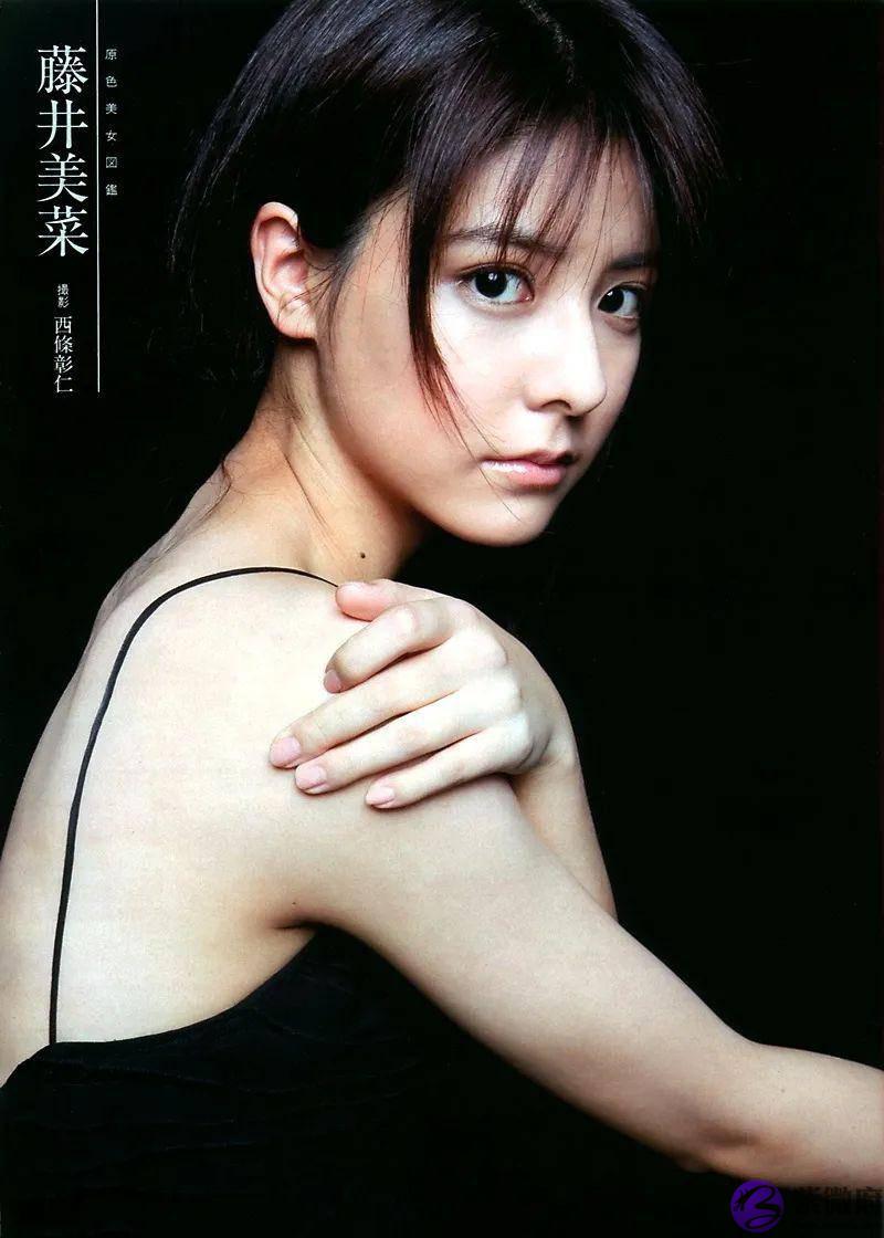 1988年国外出生的十大美女！各个雪肤娇美时尚迷人