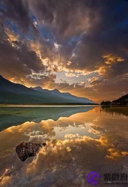 为什麽不要在网上随便测算？易经早就告诉我们这个道理