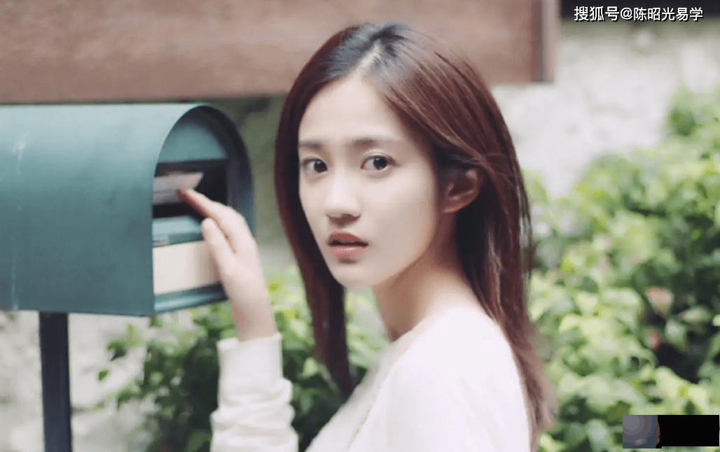 枭神夺食，容易被母亲坑的女命