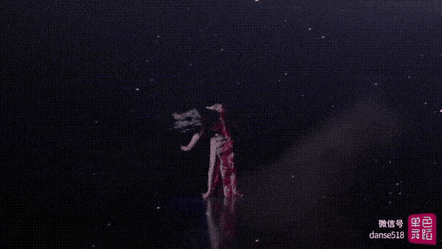 梦里的女神，从舞里出来原来这麽美