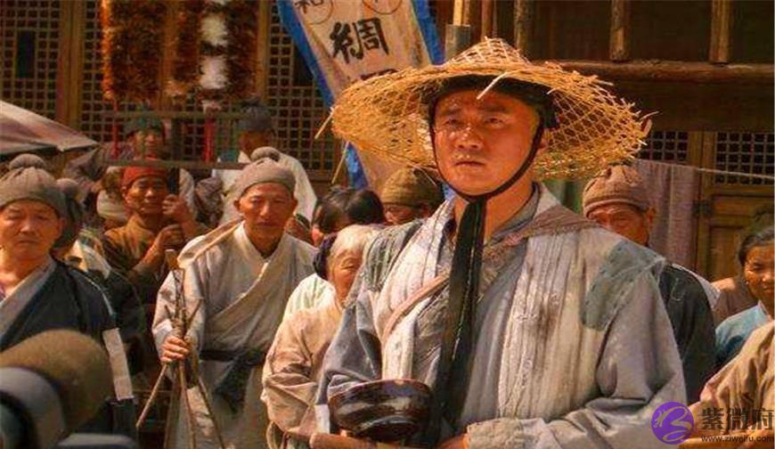 朱元璋去测算,随手写下“一“字,测算先生跪下说:您快逃吧