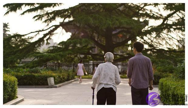 孩子长相被爷爷奶奶“截胡”，是种什麽体验？网友：以为老年得子