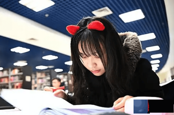 “考研生”是领养的，“保研生”是亲生的？导师为啥偏爱保研生