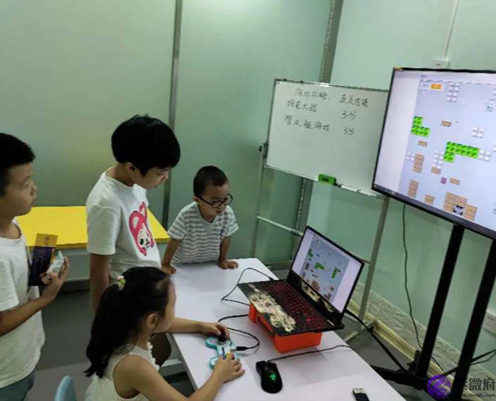 是什麽事情让岳阳500多位家长疯抢？你还在观望吗？