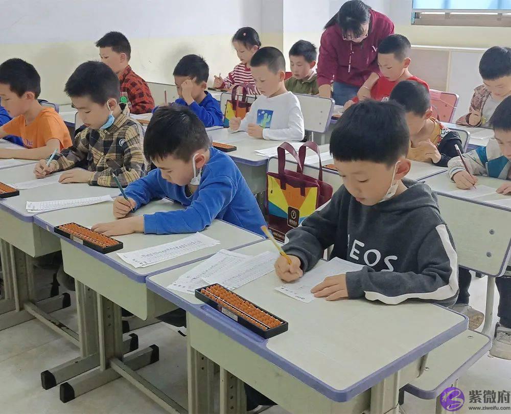 是什麽事情让岳阳500多位家长疯抢？你还在观望吗？