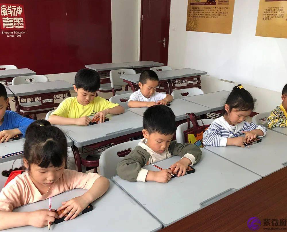 是什麽事情让岳阳500多位家长疯抢？你还在观望吗？