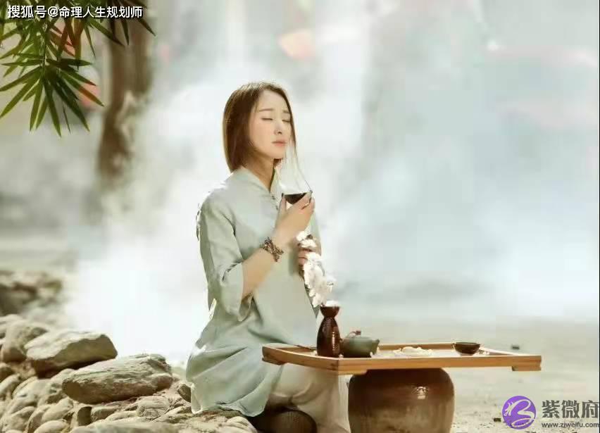 事业生辰看事业，命带这些最容易招小人