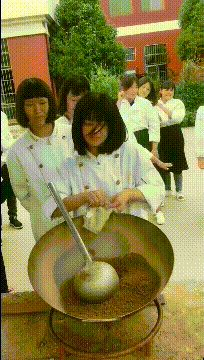 “都说这张图有亮点，我怎麽看不出来呢？”你们看得出来吗？哈哈哈