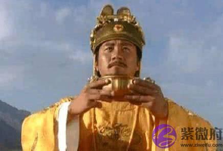 朱元璋一身破衣服去测算，随便写下1个字，测算先生看后慌忙下跪磕头