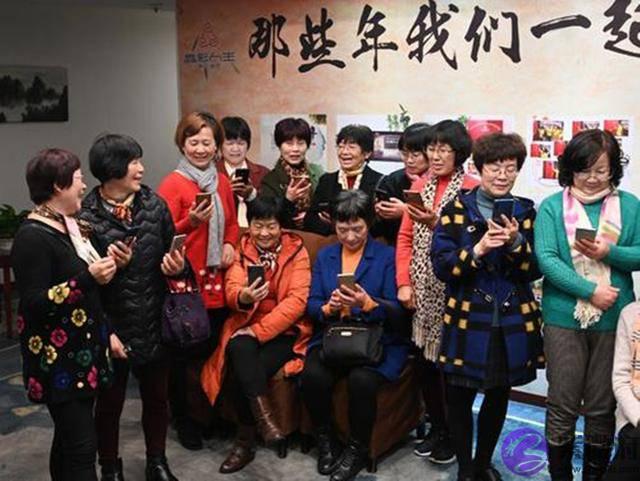 明星八卦为啥喜欢炒？解开娱乐圈的八卦之谜，八卦新闻作用几何