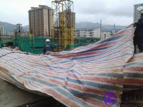 浇筑混凝土时突然下雨，怎麽办？停还是不停？