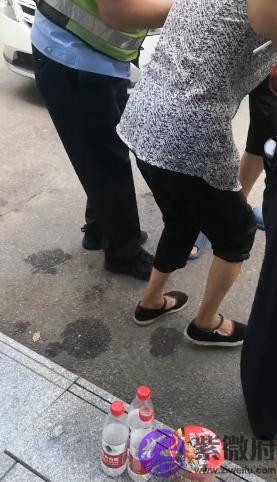 感动！8旬老太太迷路，邓州交警黄理林和张坦费尽周折找到家人