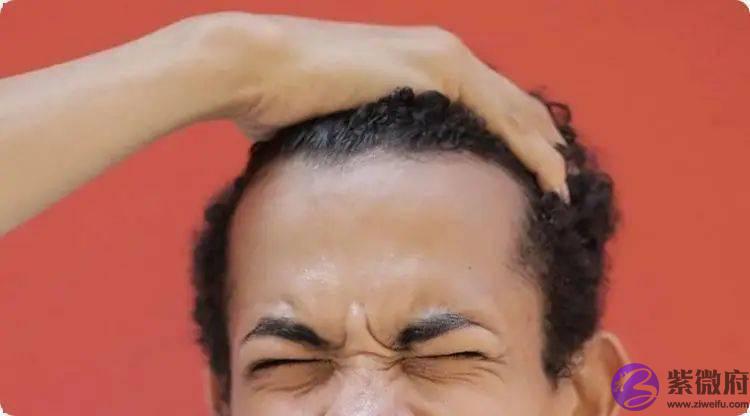 印堂若有此纹，财运亨通又好命！