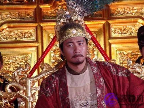 朱元璋得知有人与他生辰生辰相同,欲召来杀掉!见面却大喜:重赏!