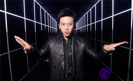 同样的生辰胡，邓超与白宇谁更有男人味？你喜欢谁？