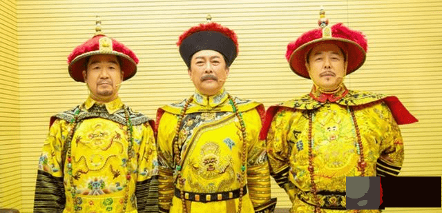 乾隆真实画像曝光，鹰钩鼻生辰胡冬装配圆帽，撞脸国家一级演员