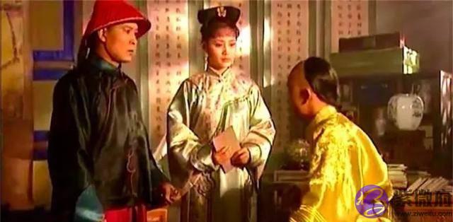 康熙拿出弘历的生辰生辰，相士看后：为女必为娼，为男必为皇