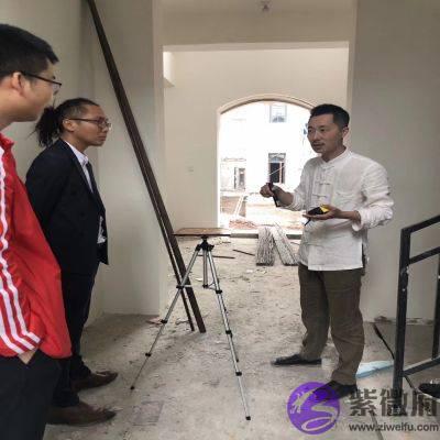 重庆测算准的大师穆六垚讲生辰测算何时会有财运