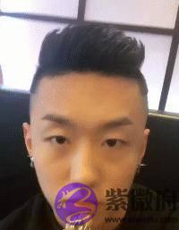 单眼皮、倒生辰眉、190肌肉大高个，却是可爱范，被他圈粉了