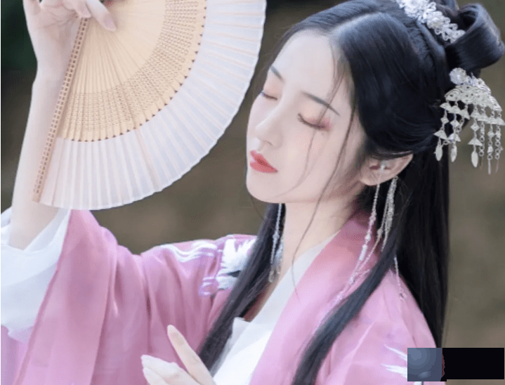 中国有名的起名大师,小孩改名取名怎麽结合生辰生辰