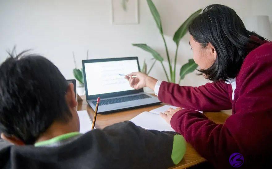如何通过生辰分析小孩的学业？