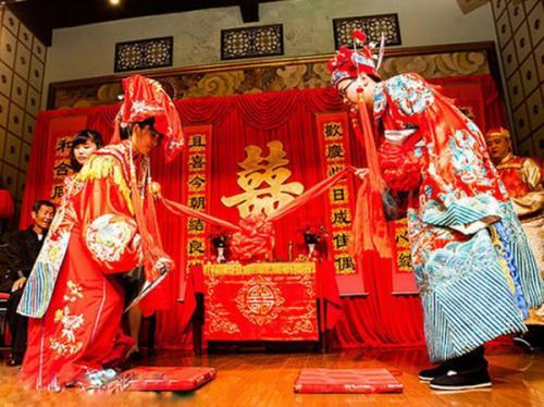 水墨先生农历八字算命合婚