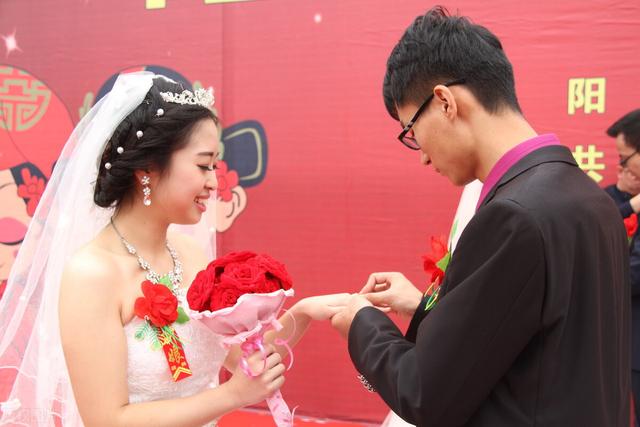 八字合婚跟晚婚早婚有影响吗 八字合婚跟晚婚早婚有影响吗