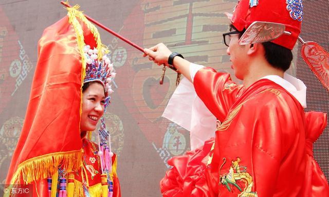 丁巳日柱八字合婚