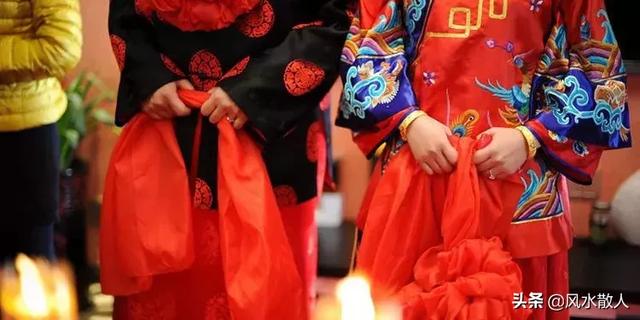 八字合婚俩人命理出现刑克怎么办 八字合婚俩人命理出现刑克怎么办