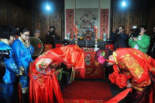 八字合婚同一老师前后不一 八字合婚天生一对