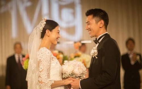老黄历算命合婚择日