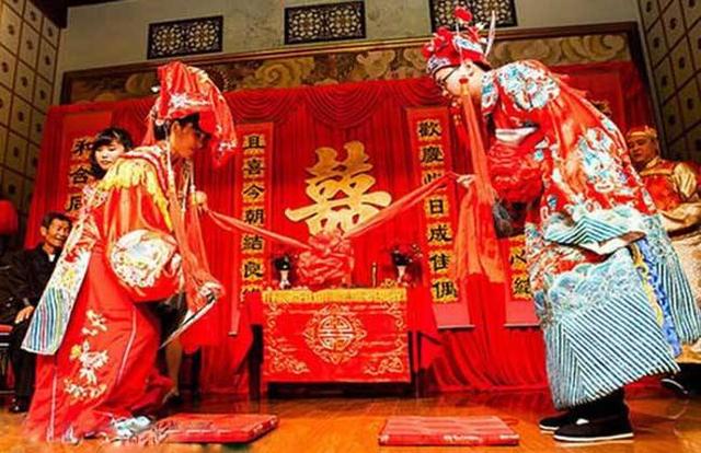 免费测八字合婚阴历