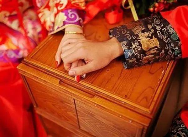 八字算命合婚网